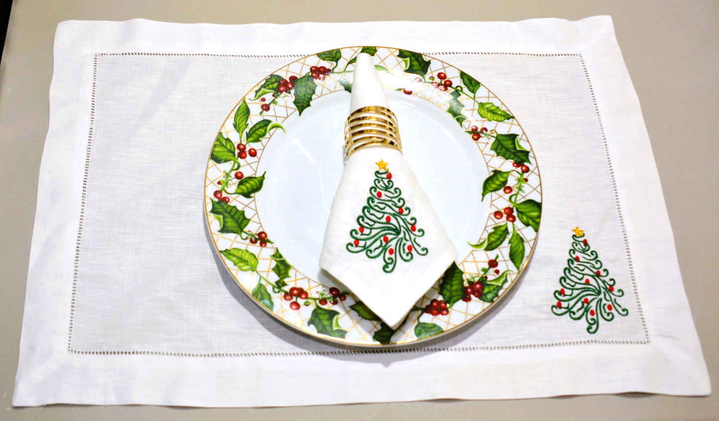 Christmas Tree Swirl Cloth Placemat