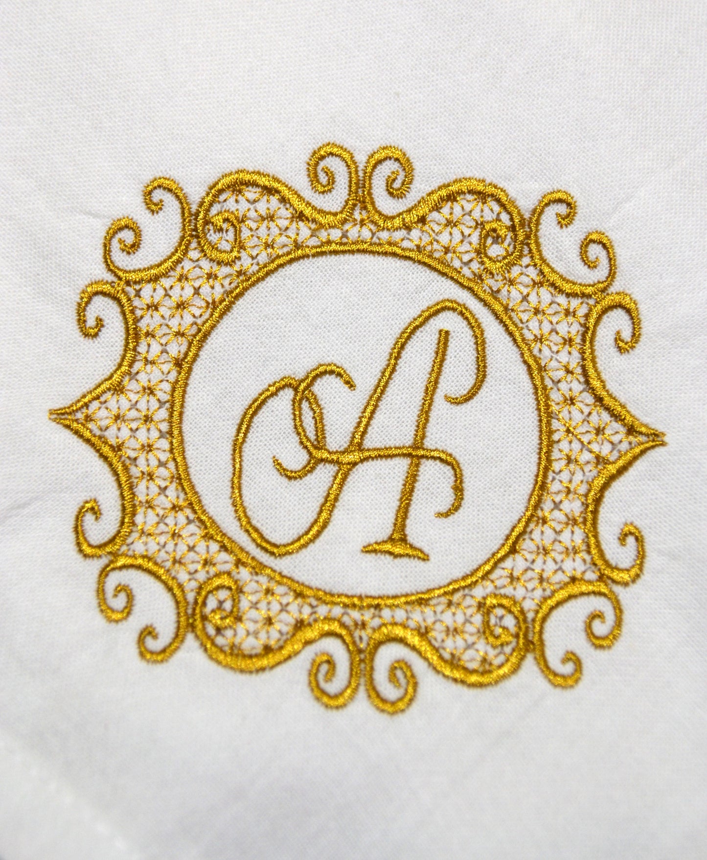 Monogrammed Embroidered Scroll Circle Dinner Napkin