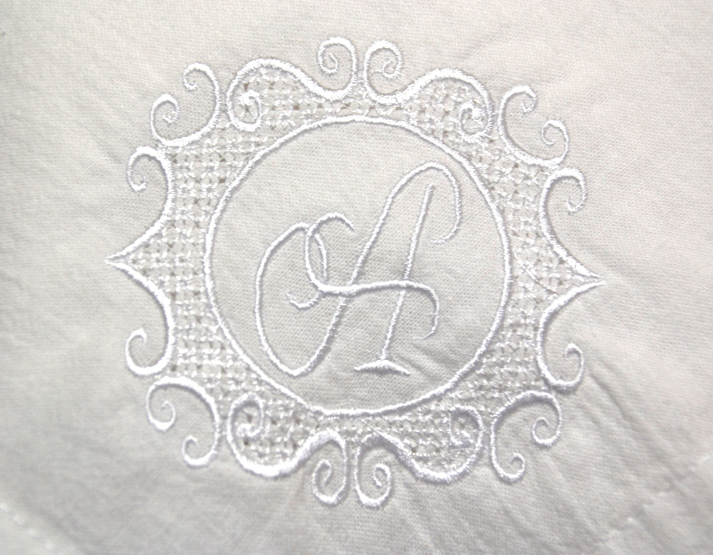 Monogrammed Embroidered Scroll Circle Dinner Napkin